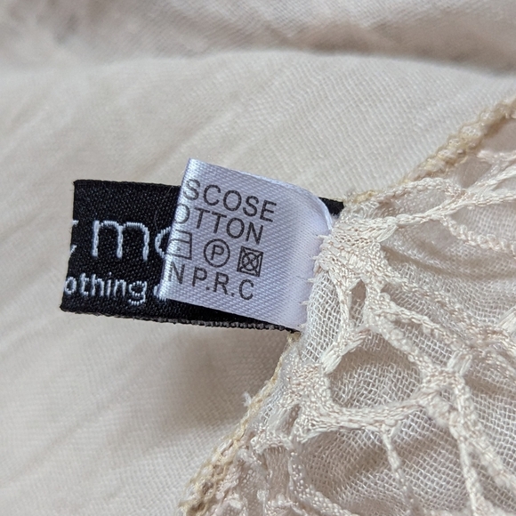 C'est moi Scarf/Wrap - Picture 7 of 7